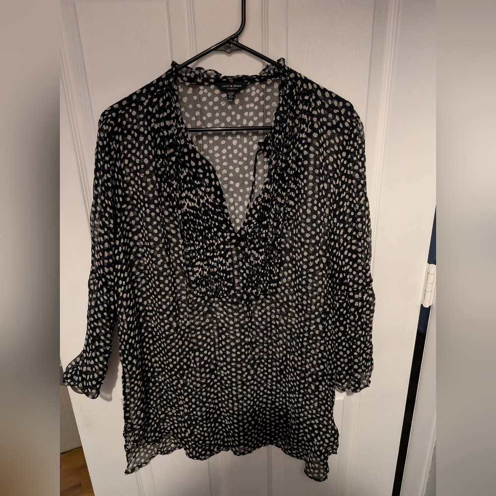 Lucky Brand Black and White Ruffled Cuffed Sleeve Blouse